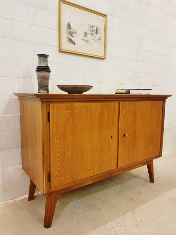 Sideboard, Kommode, 1950, Mid Century, Vintage, Nussbaum, Anrichte, Intarsien, verschließbar