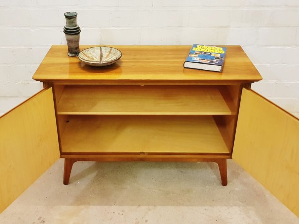 Sideboard, Kommode, 1950, Mid Century, Vintage, Nussbaum, Anrichte, Intarsien, verschließbar