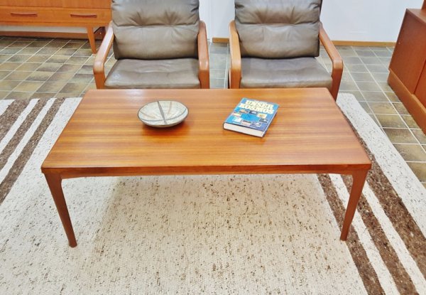 henning Kjaernulff, Coffee table, Couchtisch, Teak, Danish Design, Designklassiker, Vintage, Mid Century, 1960er, 1960's, Vejle Stole & Møbelfabrik