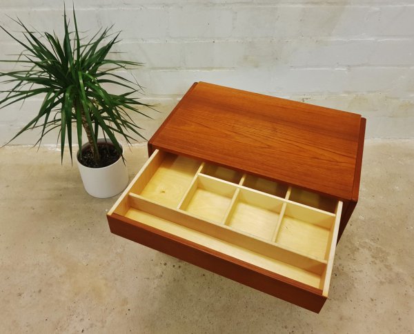 Nähksten, auf Rollen, Teak, Danish Design, Gelsted, BR, Rattankorb, Mid Century, Vintage, Made in Denmark