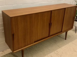 Omann Jun, Nr. 19, Teak Sideboard, Danish Design, Designklassiker, Schiebetüren, Highboard, Vintage, 1960, Mid Century, Schubladen