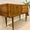 Mid Century Anrichte, Kommod, Vintage, Nussbaum, hell, 1960, 60er, 1959, Danish Design, hoch, 2 Schubladen, verschließbare Klappe