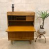 Vintage Sekretär, helles Eichenholz, eckig, schlicht, beleuchtet, Türen, Schubladen, Mid Century Möbel, Designklassiker, 1970er, 60er