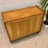 Mid Century Schuhschrank, Vintage 1950's, Kirschholz, Nadelsreifen, groß, Danish Design, Nausbaum, Vintage Möbel, Mid Century Möbel, Flurkommmode, Designklassiker, 1960er, 1970's