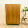 Mid Century Garderobenschrank, Highboard, 1950, 1960, helles Holz, Kleiderschrank, Kirschholzfurnier, Vintage, Dielenschrank, verschließbar, Messing, Interior Design, Esche