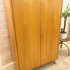 Mid Century Garderobenschrank, Highboard, 1950, 1960, helles Holz, Kleiderschrank, Kirschholzfurnier, Vintage, Dielenschrank, verschließbar, Messing, Interior Design, Esche