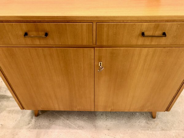 Vintage Kommode, 1960's, Sideboard, Anrichte, Mid Century, 1960, verschließbar, Schubladen, Rüster, helles Holz, Messing