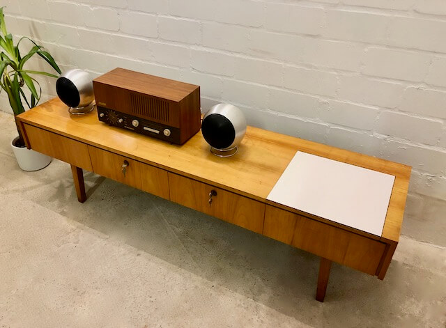 Mid Century Lowboard, Phonoschrank 1960's - deklamo