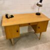 true Vintage Schreibtisch, helles Holz, 1960, Mid Century, Rüster, Furnier, verschließbar, Schublade, klein kompakt, 1970, Sekretär