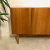 Mid Century Sideboard, Nussbaumholz 1970's, true Vintage, schlicht, zeitlos, grifflos, GE-EL Möbel, Maserung, Schubladen, Designklassiker, lang, groß, 1960's, Anrichte, Kommode, Credenzia
