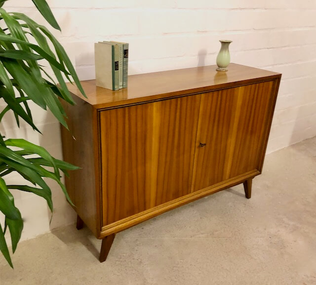 Kommode Schmal Vintage 2021 Kommode Schmal Vintage 2021