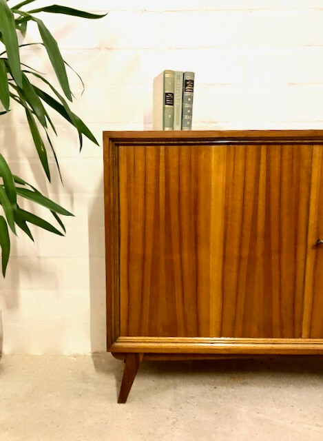 Nussbaum Kommode, true vintage 1970's - deklamo Mid Century Möbel