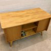 Mid Century Schreibtisch, Bähre Design, 1960's, Ulme, Rüster, Kirschbaum, hell, verschließbar, Vintage, Designklassiker, beidseitig, Bücherablage, Rückseite, Schubladen, konische Füße, Mignon Möbel