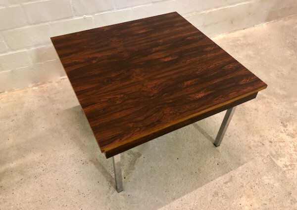 Palisander Coffee Table, Couchtisch 1970's, verchromte Metallfüße, Rosewood, Maserung, braun, Mid Century, Designklassiker, Vintage, 1960's, Beistelltisch