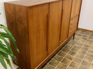 Heinrich Riestenpatt Highboard, Teak, RT 200, RT 201, Sideboard, Highboard, Anrichte, Danish Design, Mid Century, Vintage, Schubladen, Einlegeböden, hellbraun, Barfach, Geschirrschrank, 1960's, 1970's