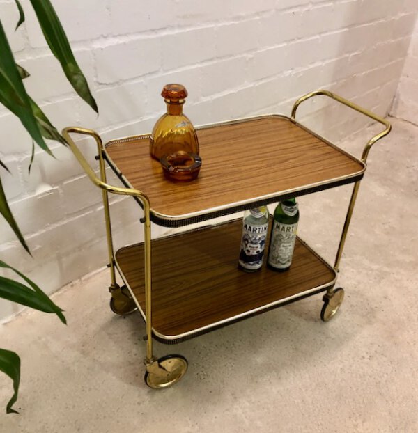 Mid Century Beistellwagen/ Minibar, 1950's, Messing, auf Rollen, Vintage, 1960's, Nussbaum, Designklassiker, Teewagen, Barwagen