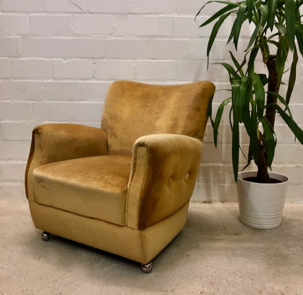 Vintage Lounge Sessel, gelb, 1960's, Velours, Clubsessel, auf Rollen, gold, Patina, 1970, Designklassiker, Mid Century Sessel