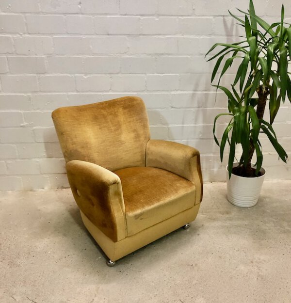 Vintage Lounge Sessel, gelb, 1960's, Velours, Clubsessel, auf Rollen, gold, Patina, 1970, Designklassiker, Mid Century Sessel