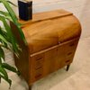 Runddeckel Sekretär, 1960's, Mid Century, Danish Design, Nussbaum, Vintage, verschließbar, Schubladen, runde Grifflöcher, ausziehbare Arbeitsplatte, trapezförmige Füße, Maserung, Schreibtisch, 1970's
