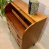 Runddeckel Sekretär, 1960's, Mid Century, Danish Design, Nussbaum, Vintage, verschließbar, Schubladen, runde Grifflöcher, ausziehbare Arbeitsplatte, trapezförmige Füße, Maserung, Schreibtisch, 1970's