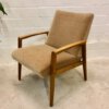 Mid Century Armchair, Vintage Sessel, 1960's, hellbraun, gold, Samt, Easy Chair, Armlehnenstuhl, 1970's, gepolstert, Designklassiker, Mid Century Modern, gemustert, Muster, helles Holz, Wartesessel, Lounge Chair