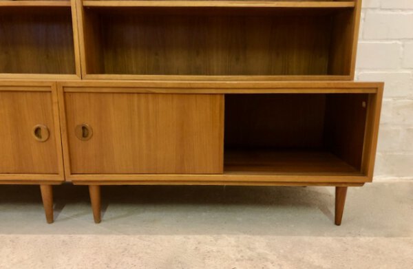 Mid Century Musterring Bücherregal, 1960's, Nussbaum, Sideboard, Kommode, Regalwand, Vintage, 1970's, Mid Century Modern, Schubladen, Schiebetüren, Designklassiker, Vintage Moebel, Danish Design