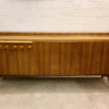 Vintage Nussbaum Sideboard, Buffet 1960's, Anrichte, Kommode, Credenzia, Vintage, Mid Century, 1970's, Designklassiker, Minibar, Barfach, Schublade, verschließbar, Maserung, braun, hellbraun, Nadelstreifen, Rockabilly, schräge Beine, Modern, Danish Design