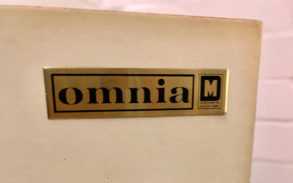 Omnia Regalwand, Vintage 1970's, Regal, String, Teakholz, Teak, 1960's, Standregal, Schubladen, verschließbar, Container, braun, hellbraun, Danish Design, Made in Germany, Messing, Leiterregal, Designklassiker, Mid Century Modern, Regalböden
