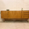 Mid Century Credenzia, Sideboard Esche 1960's, Vintage, helle Holz, Kirsche, 4 Schubladen, konische Beine, verschließbar, 2 Fächer, Designklassiker, Modern, Industrial, Agentureinrichtung, Interior Design, Kommode, Anrichte, Buffet, Lowboard