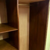 Mid Century Kleiderschrank, hell, 1950's, Vintage, Vorhänge, Messing, Rüster, Ulme, Esche, Mid Century Modern, Glastüren, Gardinen, helles Holz, Dielenschrank, Garderobenschrank, verschließbar, Kleiderstange, Designklassiker, Industrial