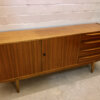 Vintage Sideboard, Anrichte 1960's, Kommode, gestreift, Nussbaum, Designklassiker, Mid Century, 4 Schubladen, Büro, verschließbar, Agentur