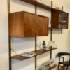 Paul Cadovius Royal System, Teakholz Regal, Regalwand, Mid Century, Vintage, 1960's, 1960er, Vitrine, Schiebetüren, Danish Design, Made in Denmark, Designklassiker, Architektur, Industrie