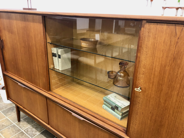 Highboard/ Buffetschrank Bartels Werke, Schrank, Teak, Teakholz, Vintage, Mid Century, Vitrine, Vitrinenschrank, Schubladen, Schiebetüren, dunkles Holz