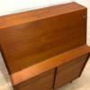 Teakholz Sekretär, Danish Design 1960's, Mid Century, Vintage, helles Holz, Schiebetüren, Messing Griffe, Metallfüße, Desk, Schreibtisch, Designklassiker