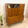 Vintage Nussbaum Highboard, 1970's, Barschrank, Buffet, aufklappbar, Schubladen, verschließbar, Sideboard, Anrichte, Mid Century, Designklassiker, 1960's