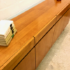 Vintage Sideboard, Nussbaum, 1970's, GE-EL, schlicht, grifflos, Schubladen, Türen, helles Holz, Mid Century, Design, Klassiker