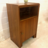 Kleiner Beistellschrank, m. Glasschiebetüren, Nussbaum, braun, 1970's, Maserung, Flurkommode, Vintage, Mid Century, verschließbar, Konsole, Kommode, Klassiker