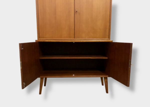 Vintage Teakholz Highboard, WK Möbel, Hochschrank, Bücherschrank, 1960's, 1970's, Teak, Danish, Designklassiker, Anrichte, Sideboard, verschließbar, 3-teilig, Mid Century, Modern, Architektur, Design