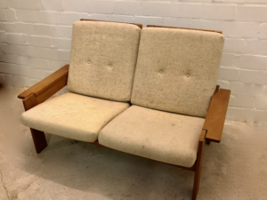 Vintage Teakholz Sofa, 2-Sitzer, Daybed, Wollbezüge, hell, weiß, Teakholz, Danish Design, Made in Denmark, Mid Century, 1970's, 1970er, Hochlehner, Komfort, Couch, Designklassiker, Interieur