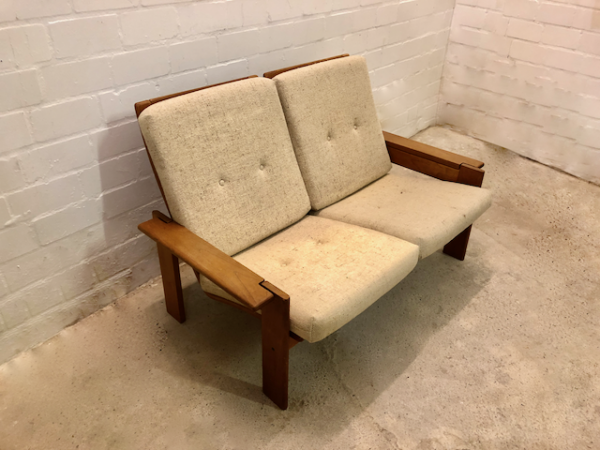 Vintage Teakholz Sofa, 2-Sitzer, Daybed, Wollbezüge, hell, weiß, Teakholz, Danish Design, Made in Denmark, Mid Century, 1970's, 1970er, Hochlehner, Komfort, Couch, Designklassiker, Interieur