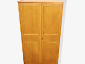 Kleiderschrank WK Möbel, Vintage 1960's, Mid Century, helles Holz, Rüster/ Ulme, Highboard, Dielenschrank, Kleiderstange, Ablagefächer, Krawattenhalter, 1970's, Klassiker, Made in Germany, kompakt, schlicht, zeitlos