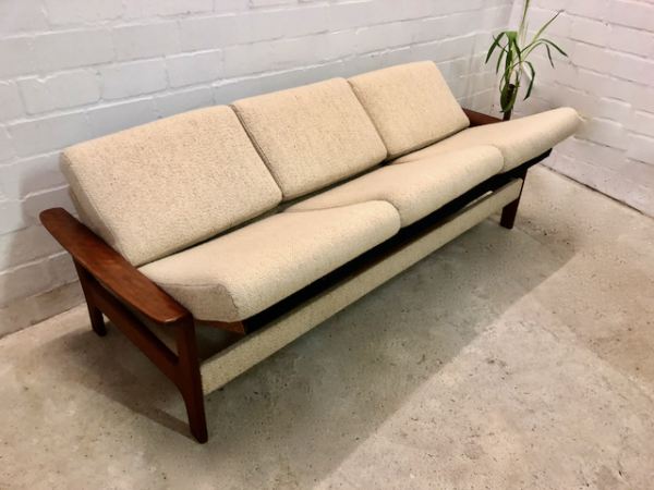 Danish Daybed, 3er Sofa 1970's, Teak, Teakholz, Schlafsofa, Mid Century, Liege, hell, weiß, skandinavisch, Wollbezugsstoff, gewebt, 1960, 60er, 70er, Danish Design, Made in Denmark, Designklassiker, gepolstert