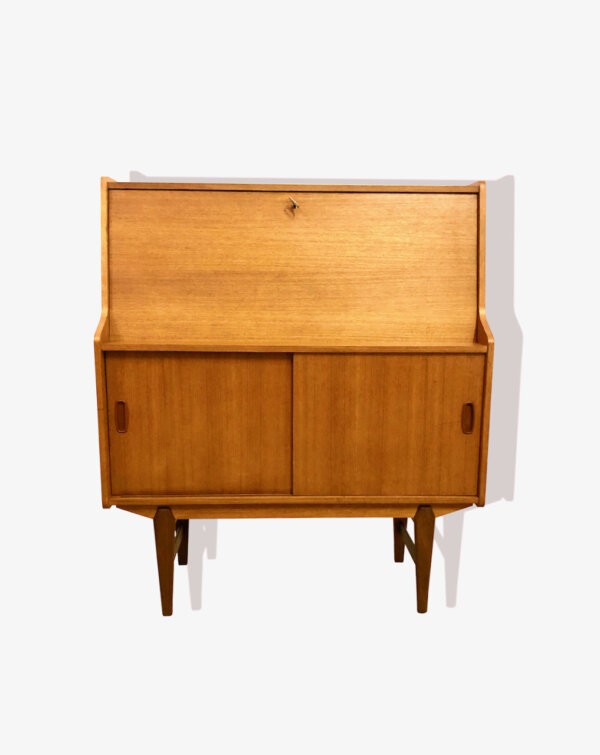 Mahjongg Sekretär, Mid Century Desk 1960's, true Vintage, Schreibschrank Gent, Teak, Teakholz, Schiebetüren, aufklappbar, verschließbar, Ablagefächer, Arbeitsplatte, Danish Design, Designklassiker, 70er, 60er