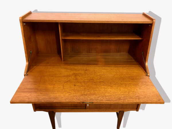 Mahjongg Sekretär, Mid Century Desk 1960's, true Vintage, Schreibschrank Gent, Teak, Teakholz, Schiebetüren, aufklappbar, verschließbar, Ablagefächer, Arbeitsplatte, Danish Design, Designklassiker, 70er, 60er