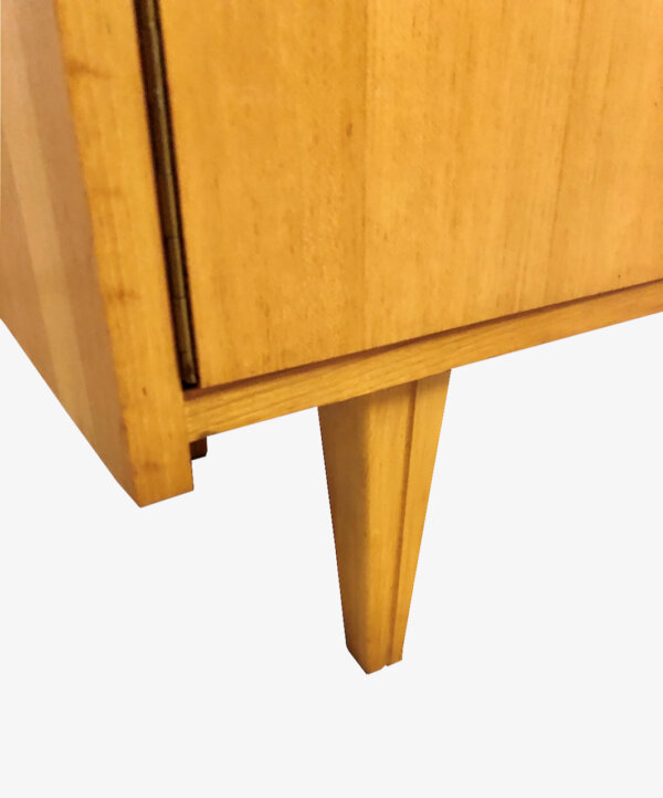 true Vintage Kommode, 1970's, helles Holz, Ulme/ Rüster, Anrichte, Sideboard, Mid Century, Schuhschrank, Klassiker, Design, verschließbar