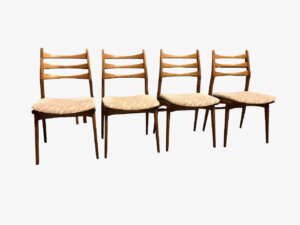 4er Set Vintage Sprossenstühle, 1970's, Mid Century, helles Nussbaumholz, Holzrahmen, helle Bezüge, Design, Dining Chairs, 60er, 70er