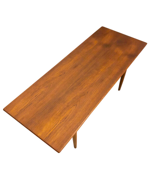 Teakholz Coffee Table, 1960's, Mid Century, Vintage, Danish Design, Designklassiker, Couchtisch, Magazinablage, Zeitschriftenablage, Zeitungsfach, schmal, klein, Surfboard, konisch, runde Beine, Maserung, dunkel