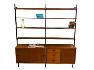Teak Regalwand 1960's, Olof Pira, Bücherregal, Mid Century, Vintage, Danish Design, Teakholz, Teawood, Shelf, String, Metallständer, Anthrazit, Schubladen, verschließbar, Schiebetüren, Designklassiker, Bibliothek, Wandbefestigung, 1970, 70er