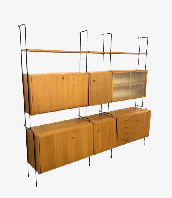 1970, Barschrank, beleuchtet, Bücherregal, Designklassiker, Eiche, helles Holz, Leiterregal, Mid Century, Orig. Omnia Regalsystem 1960's, Rüster, Schiebetüren, Schrankwand, Schubladen, schwarzes Metall, Stahlrohr, Standregal, String, Ulme, verschließbar, vintage