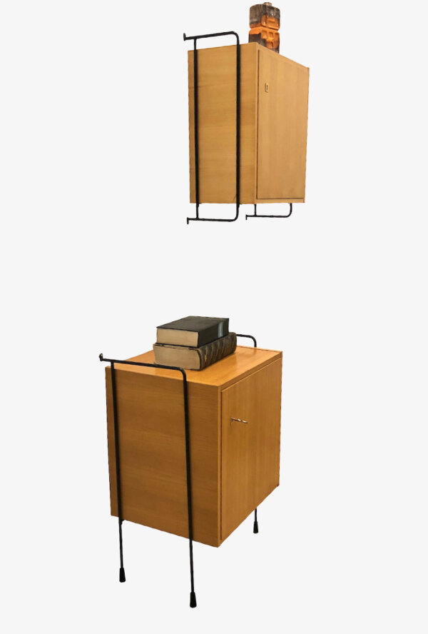 Omnia Stand- & Wandschrank, Hilker, Regalsystem, Leiterregal, Mid Century, Vintage, 1970's, Nachtschrank, Designklassiker, helles Holz, Eiche, Furnier, Ulme, Rüster, verschließbar, Einlegeböden